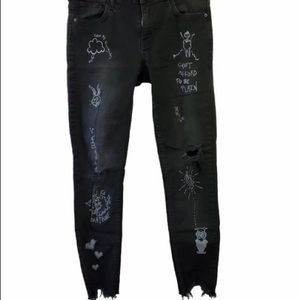 🟣. #12.  ~ Zara Basic denim distressed jeans